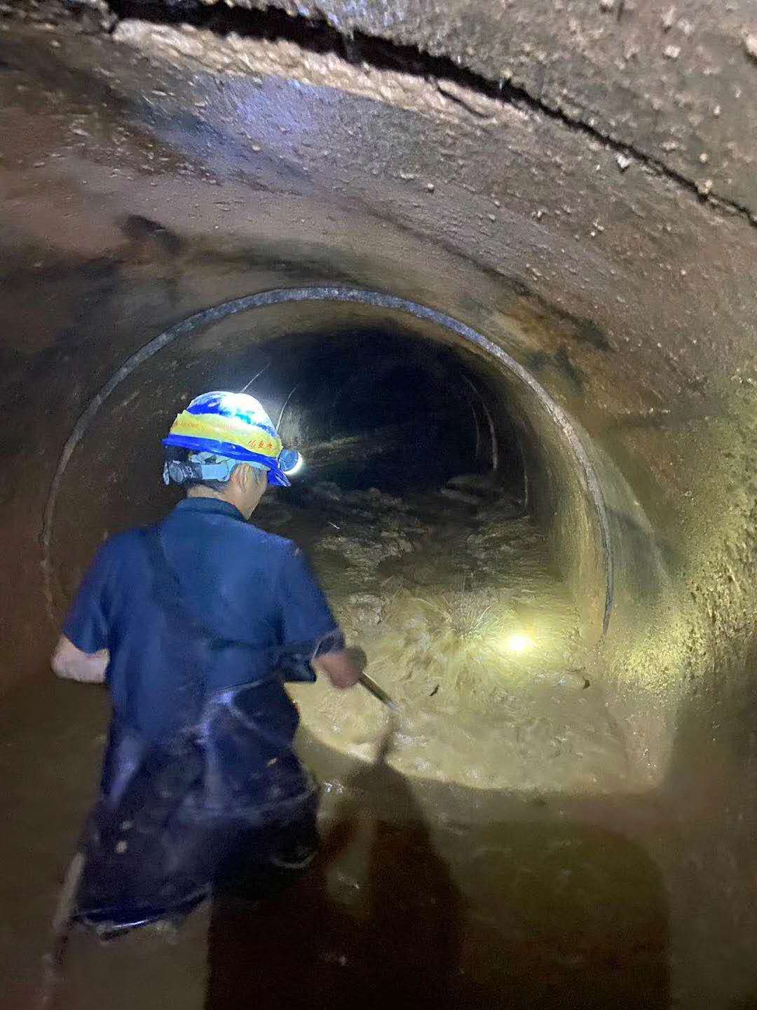 天河管道清洗-管道疏通
