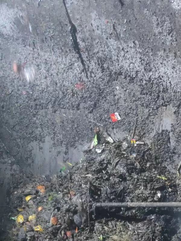 天河污水池清理